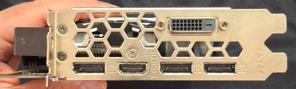 ТОП състояние Видео карта MSI GeForce GTX 1070 ARMOR 8G OC GDDR5