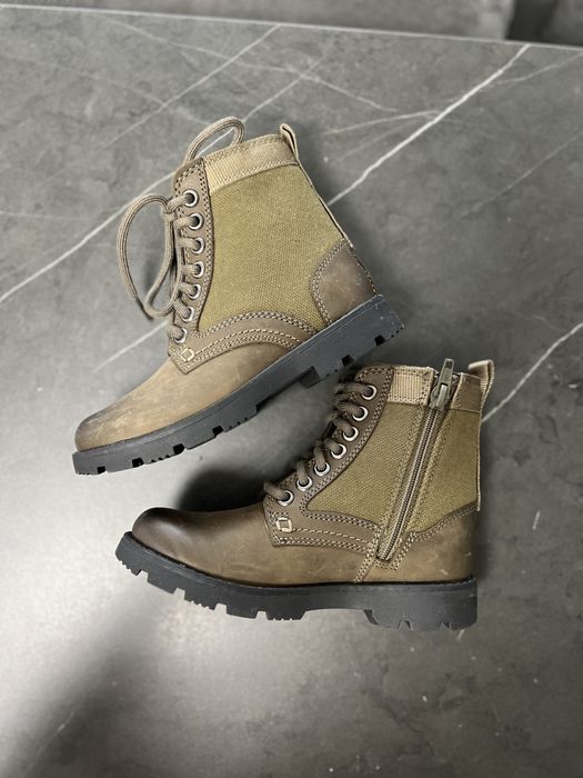 Нови детски боти Clarks