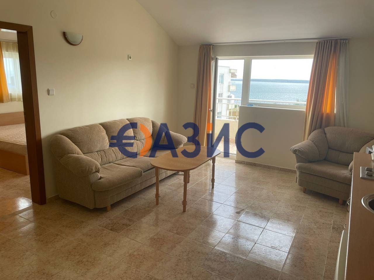 Продава се Двустаен апартамент в с. Равда, Област Бургас - 83 кв.м за 856 €/кв.м - Снимка #2