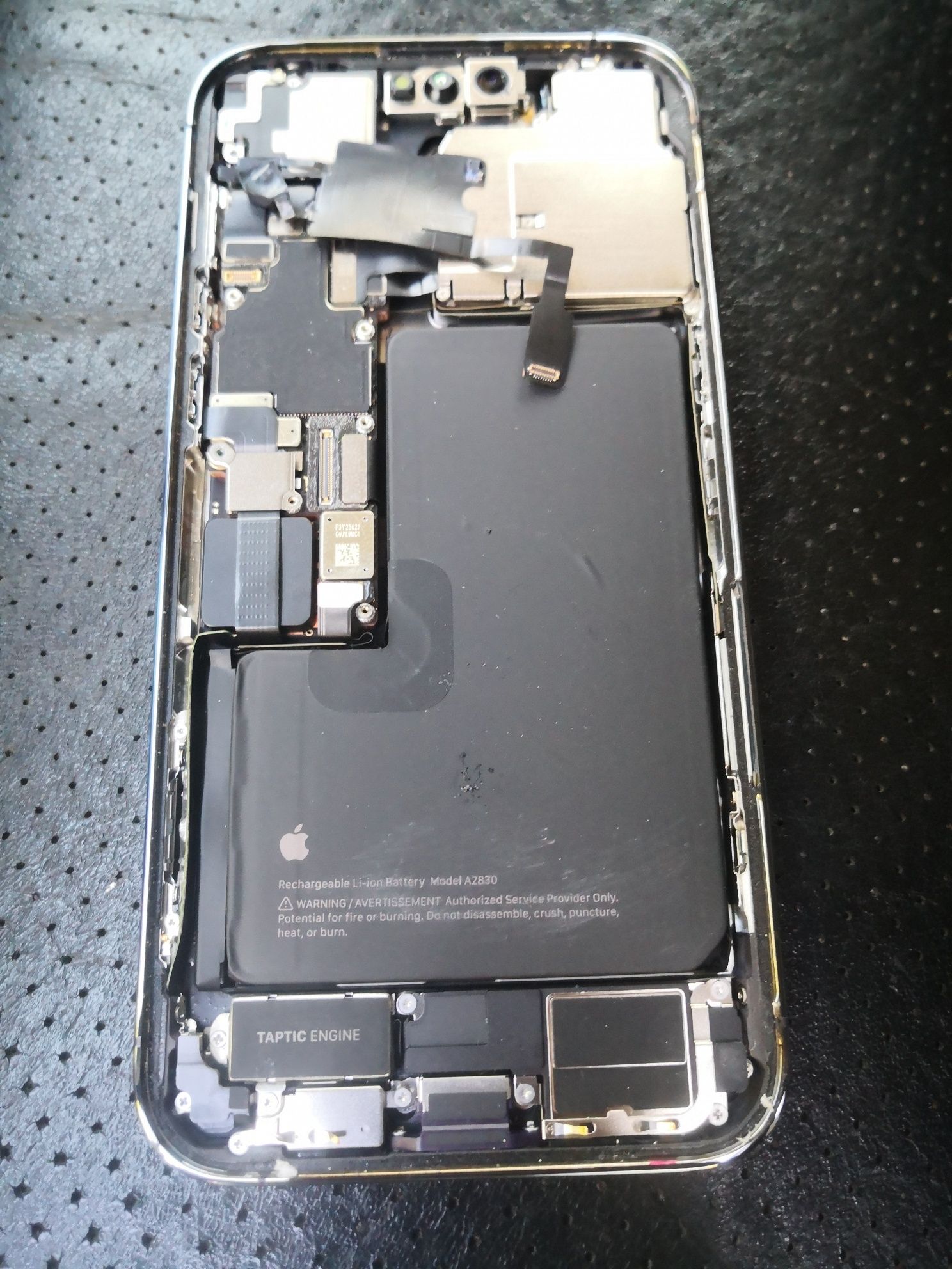 Iphone 13 - 13pro-13mini pentru piese - display - carcasa - camere ori