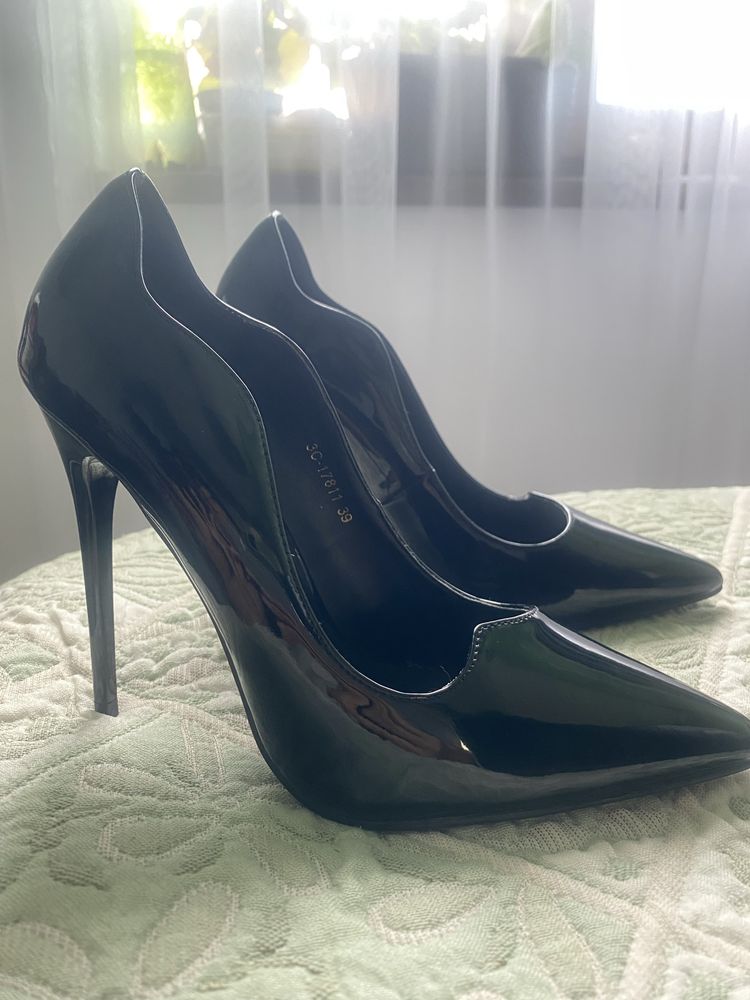 Обувки на висок ток Paolo Botticelli 39