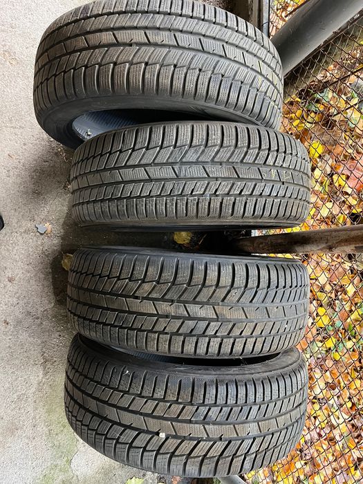 Toyo snowprox s954.  245/45/20 dot22