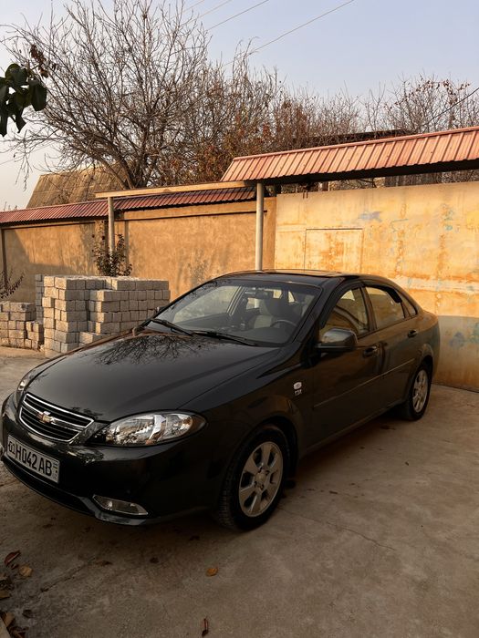 Джентра .Продаю свою машину срочно