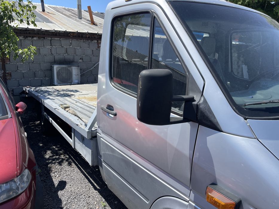 Mercedes-Benz Sprinter Autoplatforma