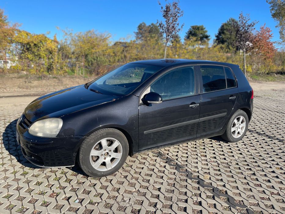 Vând golf 5 1.9 TDi