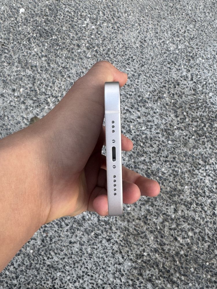iPhone 13 128gb AKB 100%