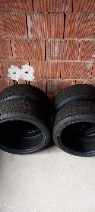 Cauciucuri 225 40 r18 M+S