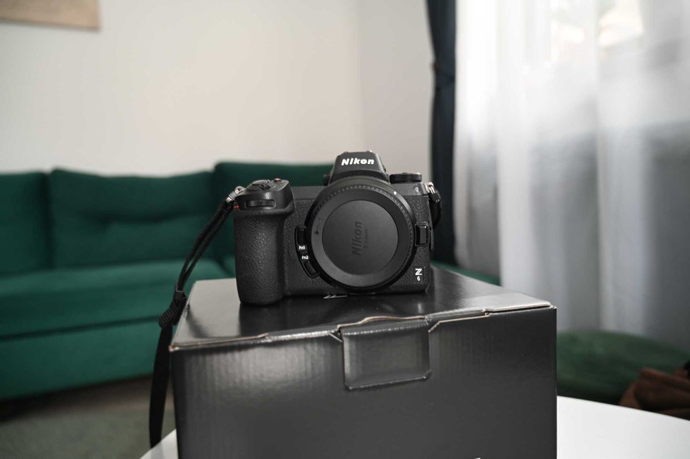 Camera Nikon Z6 mirrorless, 12.500 Cadre, Card 64 GB inclus