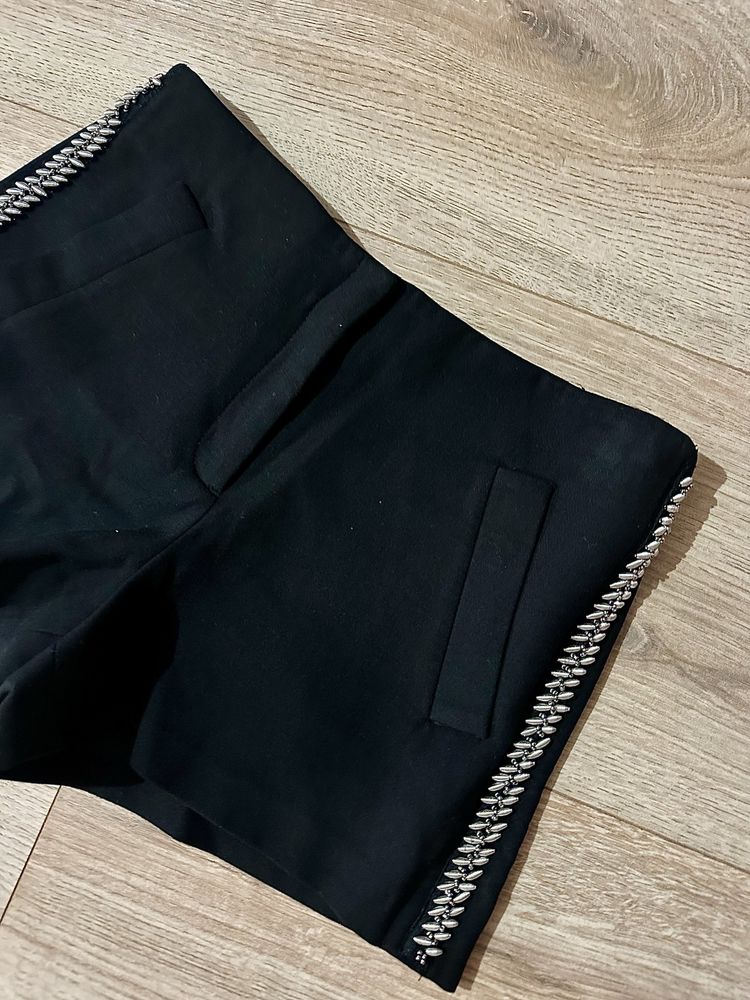 Къси панталони Zara