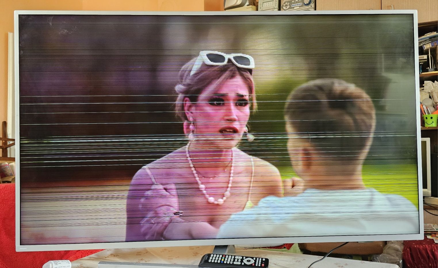 Рhilips 58pus8535 12 4K UHD LED Android TV за части или ремонт