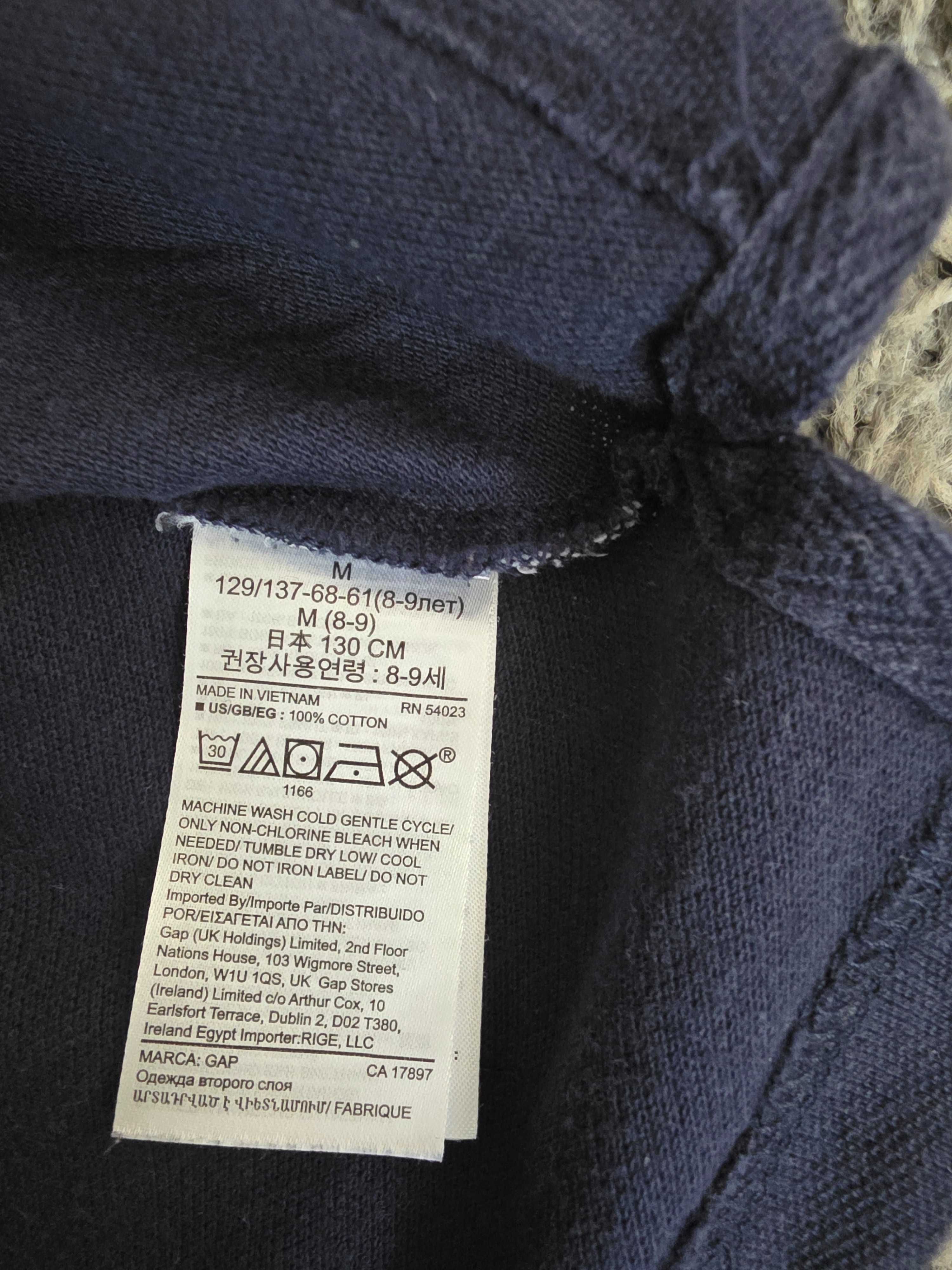 Тениска GAP  130 см, 8-9 години