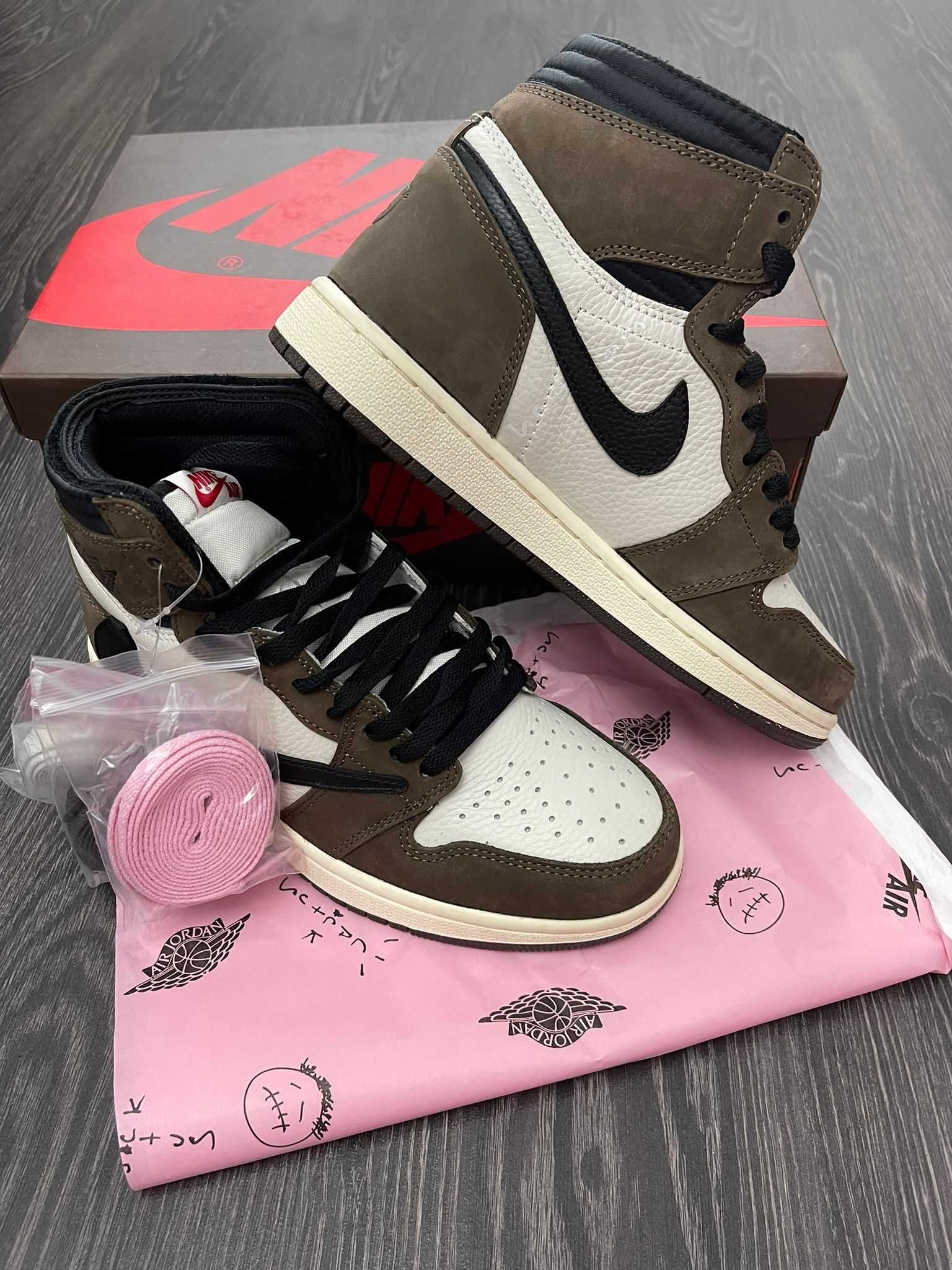 Jordan 1 Travis Scott LUXURY l Full Box