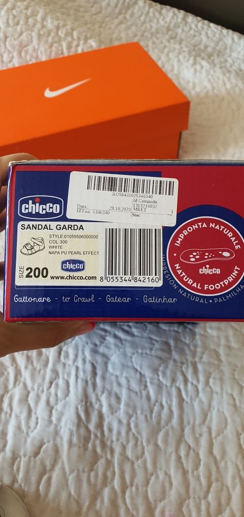 Нови сандали  chicco за момиче