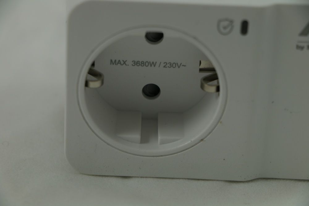 Предпазител, контакт от пренапрежение 2x USB, 2 модела, Германия