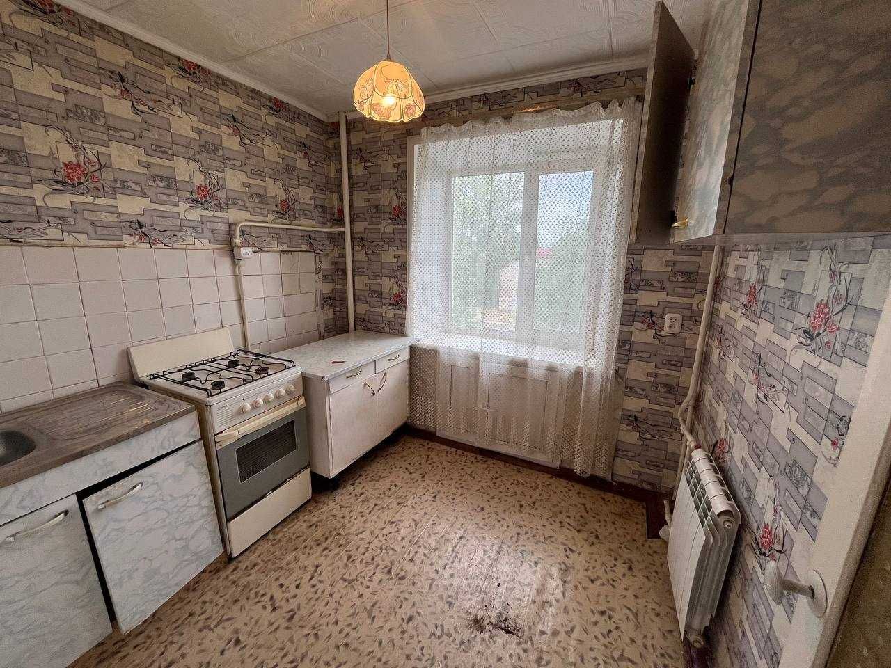 Продам однокомнатную дешево