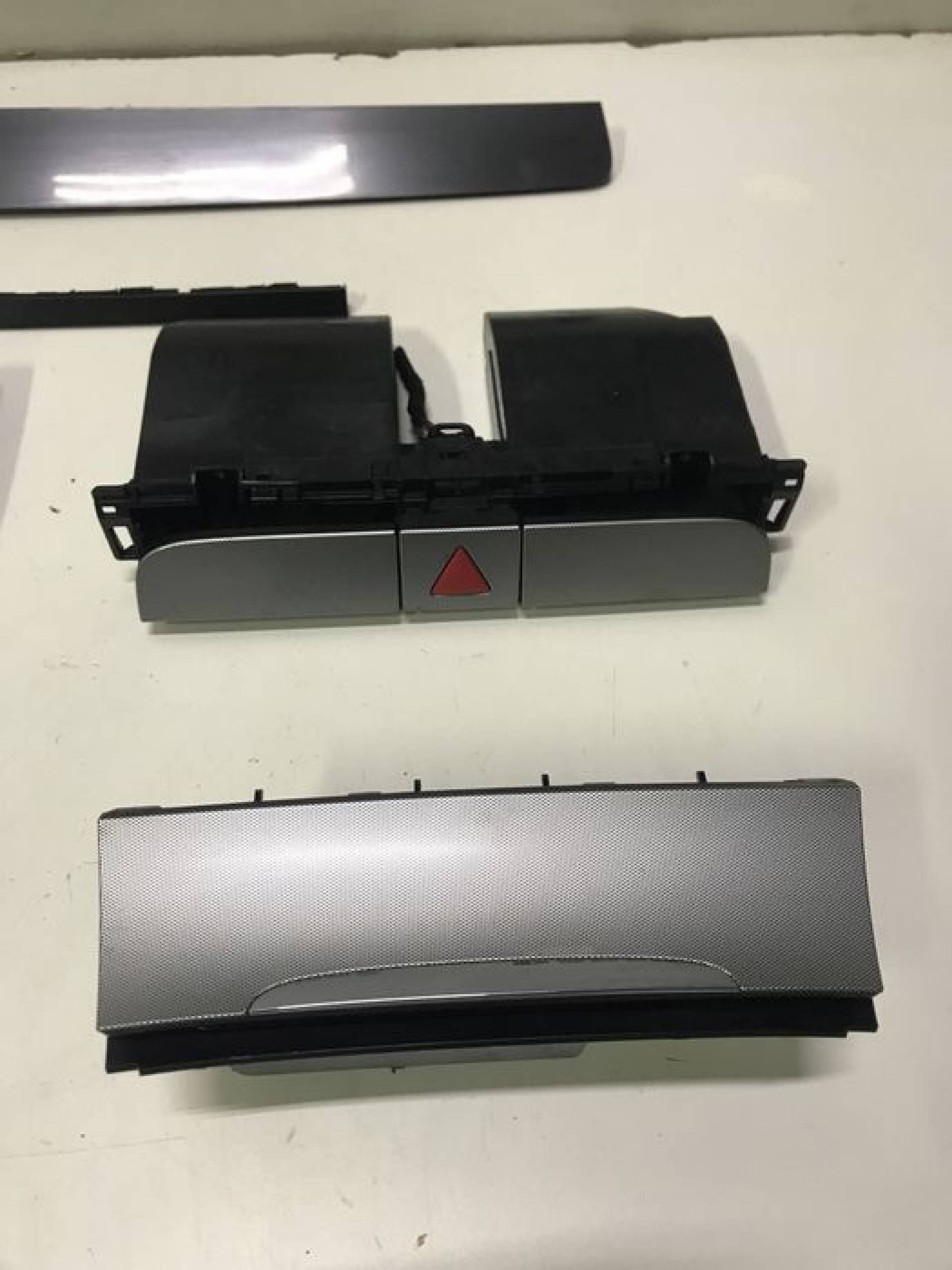 Trim trimuri scrumiera sertare clima cd player bord Passat B6 carbon
