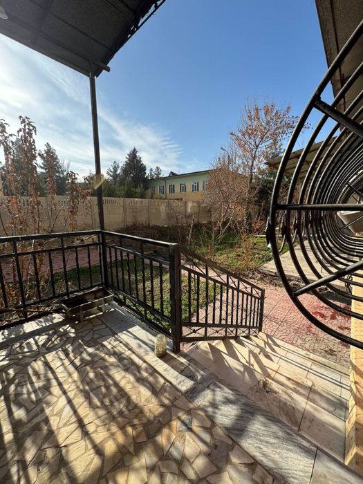 Юнусабад 14 3/1/5  78 квадратов с мебелью техникой можно в ипотеку