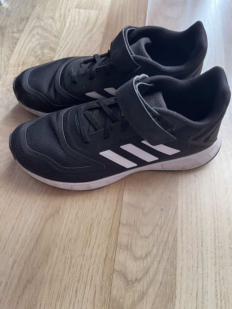 Маратонки  Adidas, обувки Mayoral