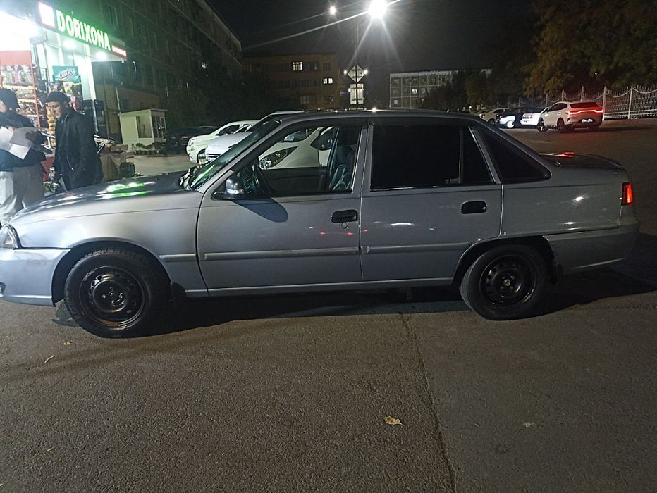 2012yik 1.6mator 330000xollo probergda