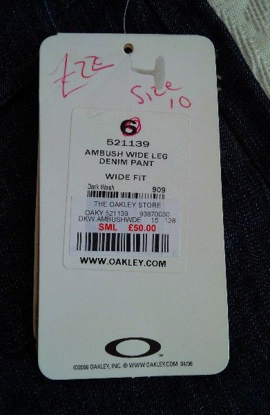 OAKLEY - Чисто нови английски дънки