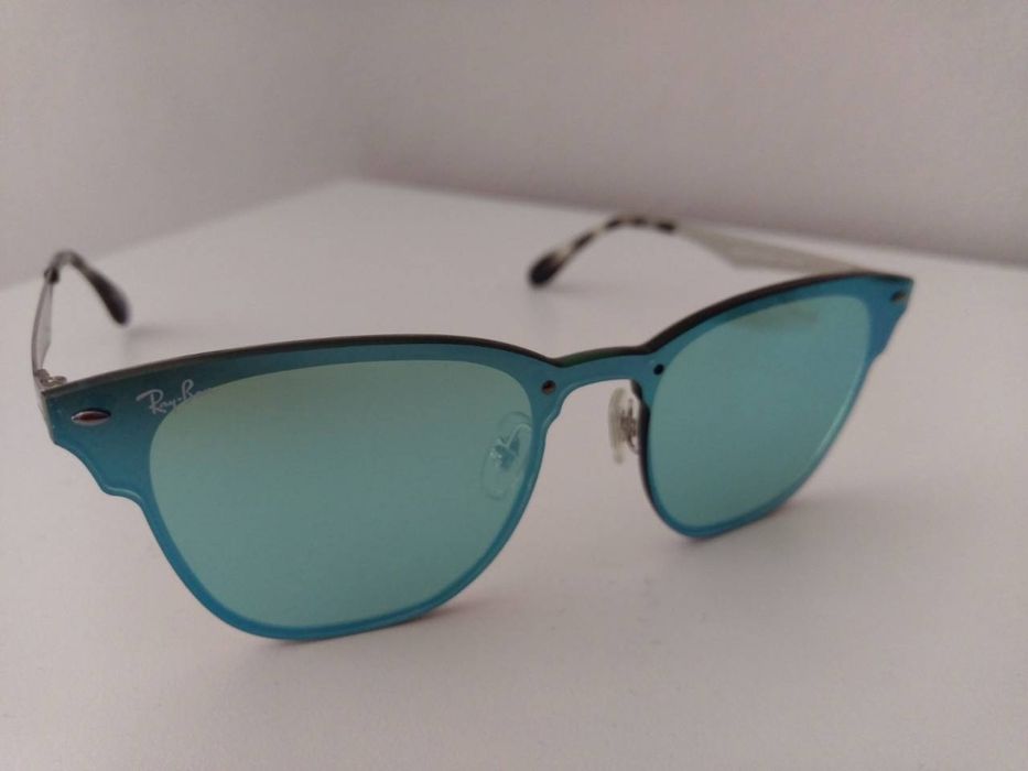 Топ модел на Ray Ban RB 3576.