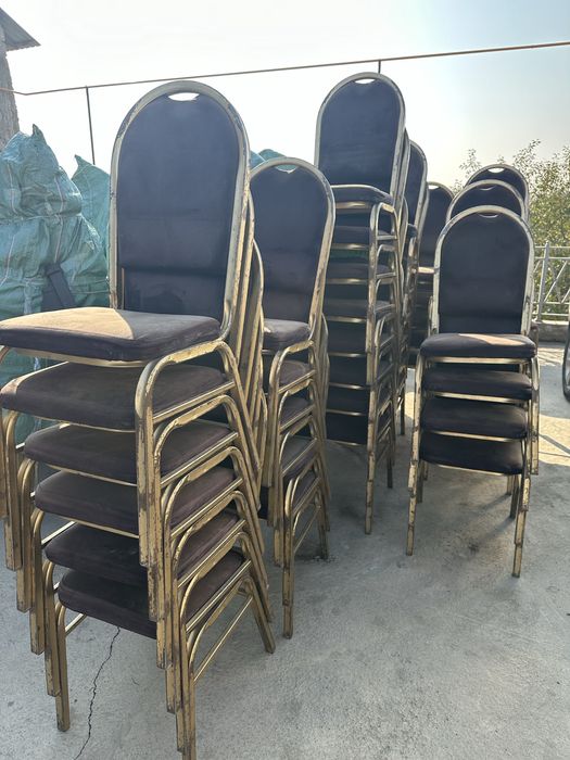 Стулья продается