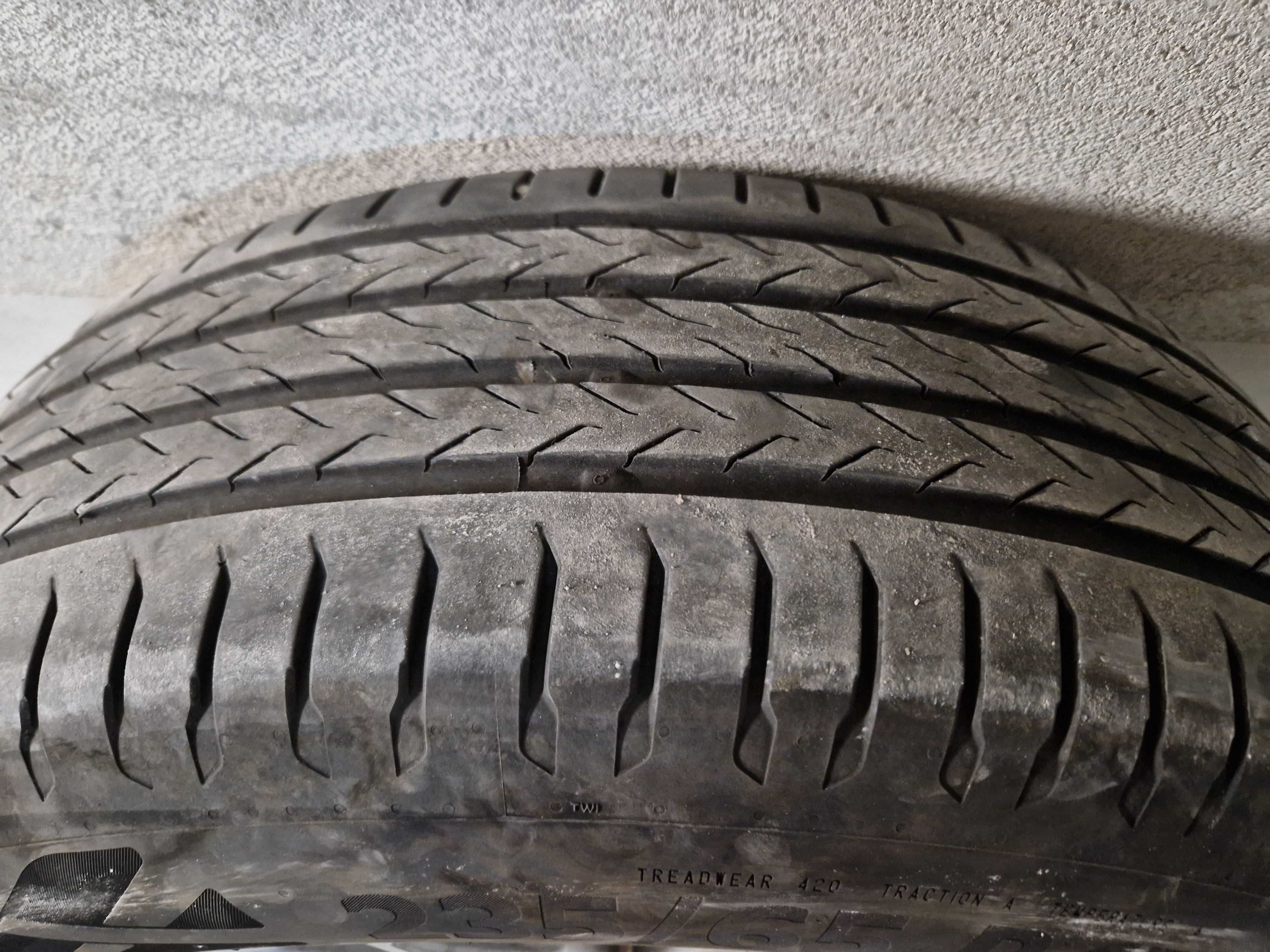 CONTINENTAL EcoContact 6Q 235/65 R17 с джанти на АУДИ