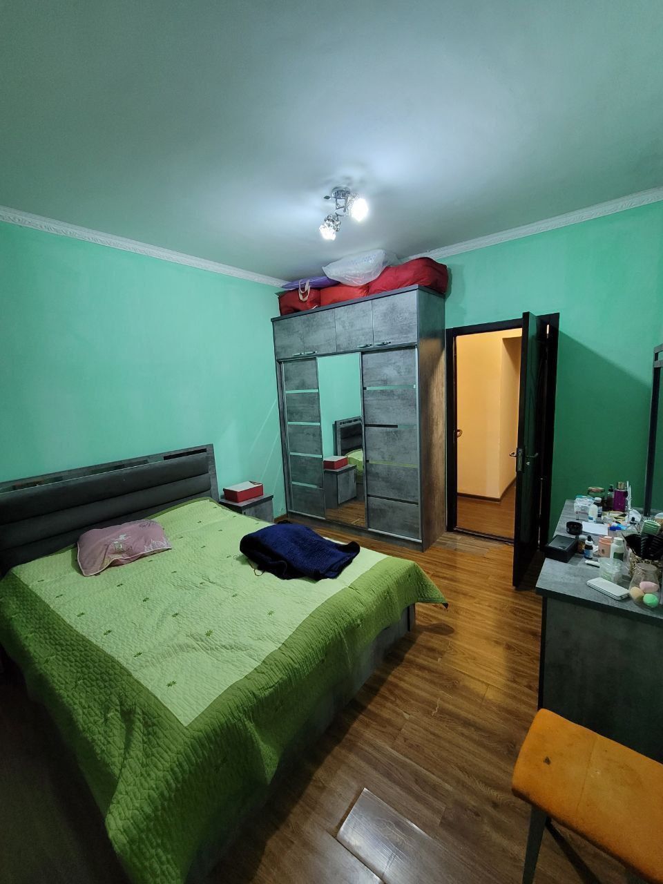 Продаётся квартира двухкомнатная район дэска