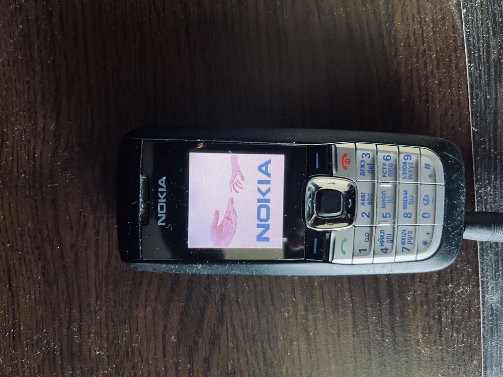 Nokia 2610 работещ перфектно