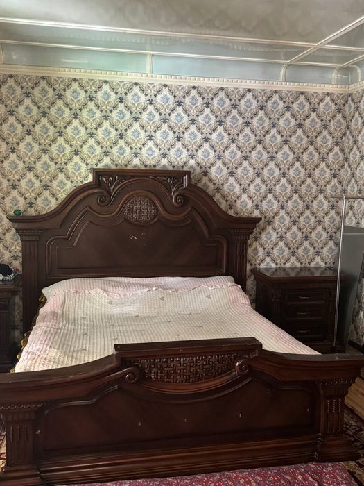 Spalniy mebel sotiladi xitoy