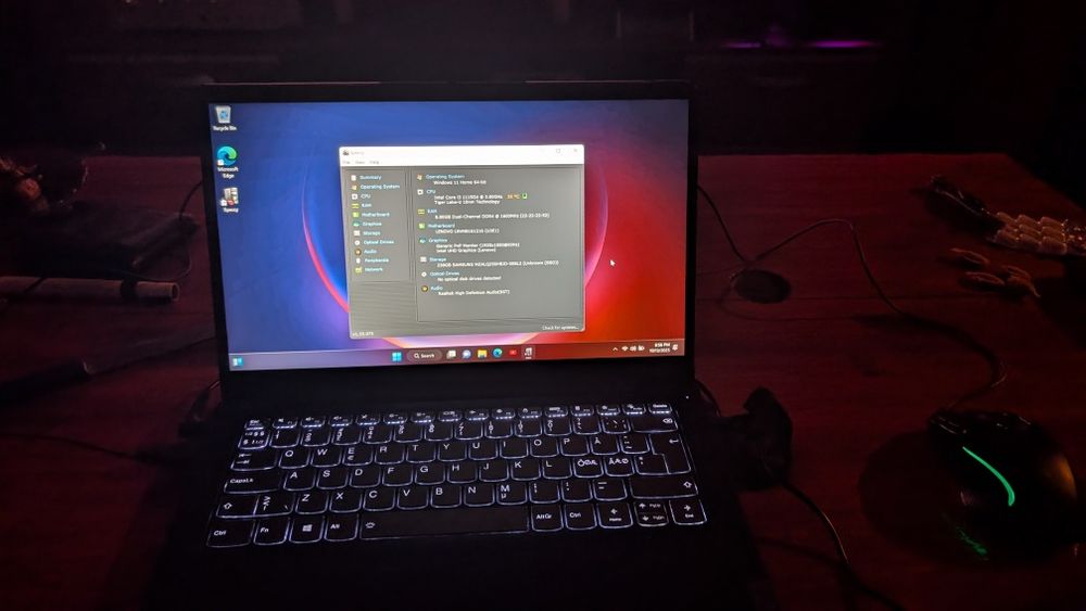 Lenovo ideapad 3  i3 gen 11 , ssd,8gb RAM ( schimb)