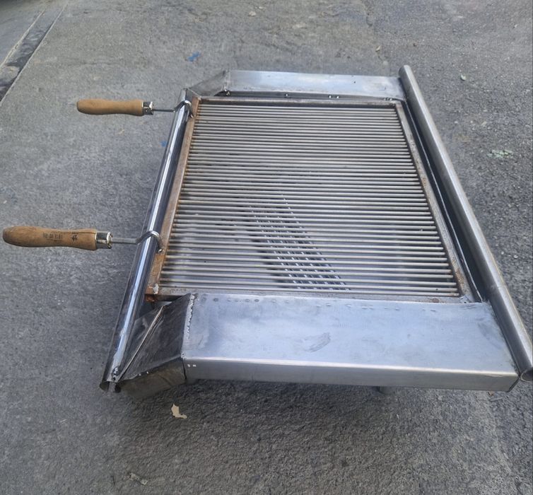 Gratar de inox nou