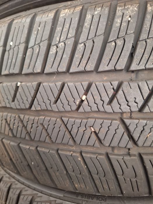 Зимни гуми 215/50 R 18 Barum