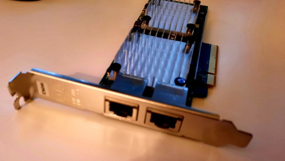 Vand placi de retea 10Gb Intel EN0W