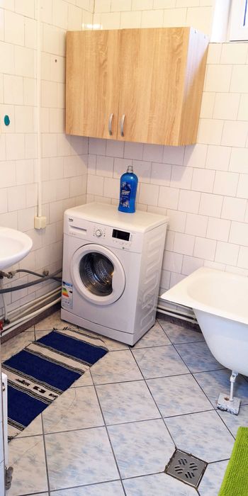 Inchiriez Camera la Casa 26 mp Coleg locuinta decom/ curte pet Marasti