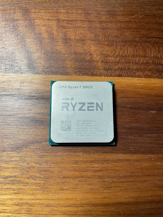 Процесор Ryzen 3800X AM4