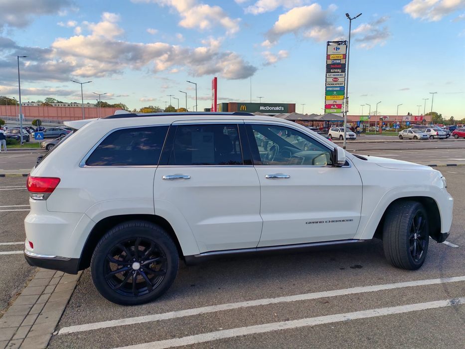 JEEP GRAND CHEROKEE 3.0 diesel 250 cp unic propietar in tara.