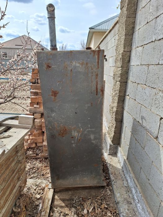 Металлический бак