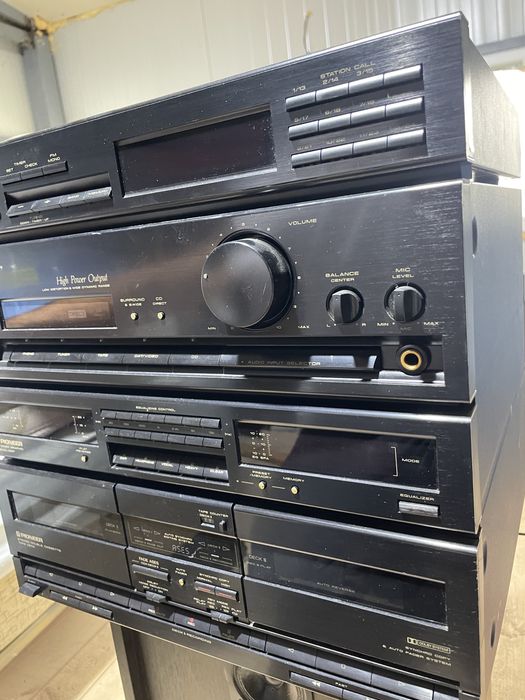 Sistem Pioneer deck,egalizator,tuner