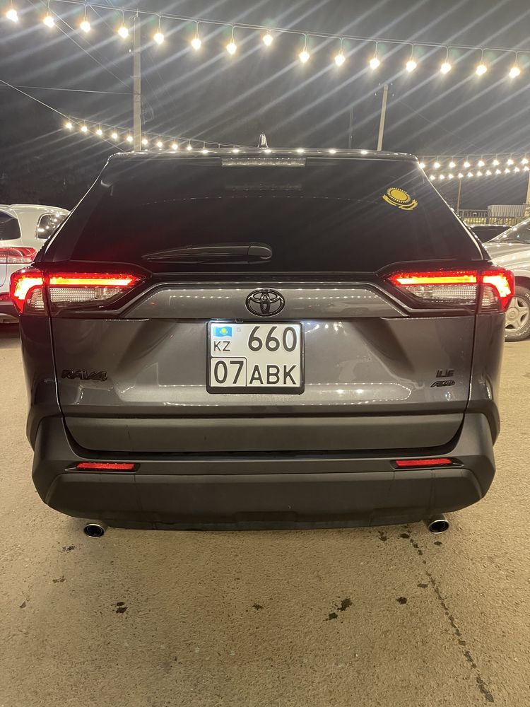 Продам Rav 4 2022