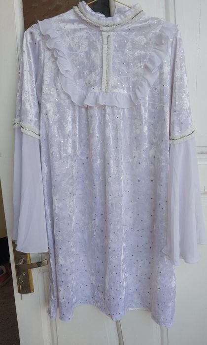 Uy ichiga kiyish uchun koʻylak, lozim