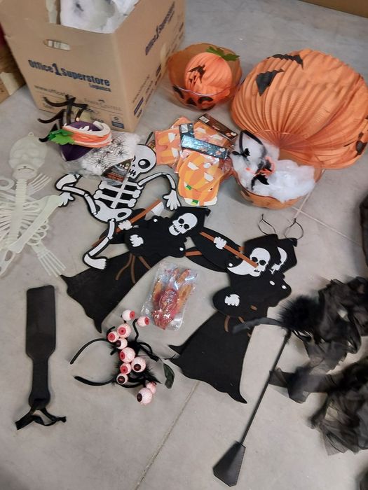 Продавам украса за хелоуин