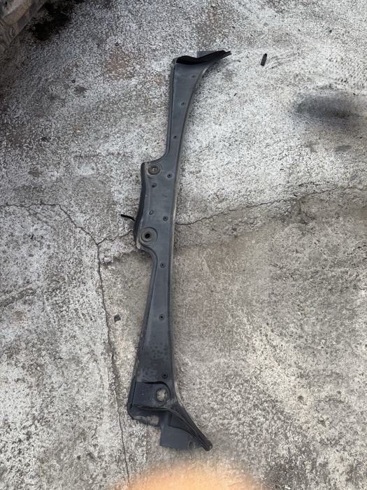 Grila stergatoare bmw e60 e61