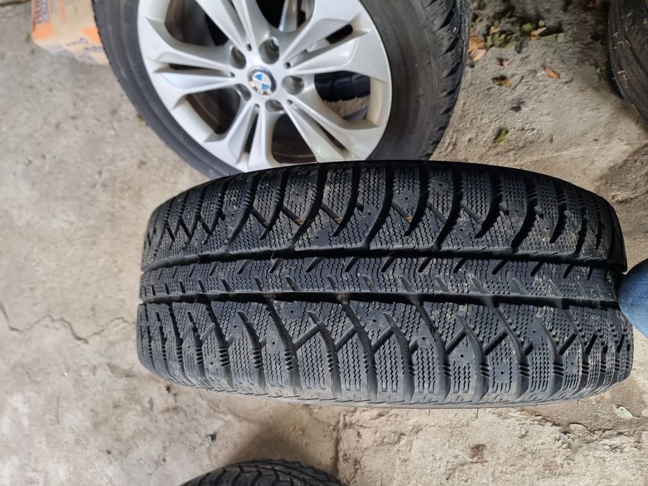 Jante r17 cu anvelope 225 55 r17 de iarna X1 F48/ X3G01 /  X2 f39