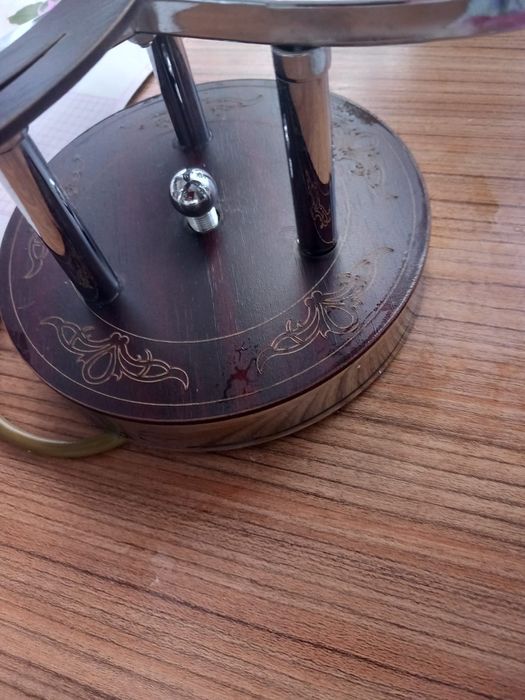 Lustra camera.stare buna