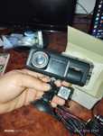 Avtomobil uchun uch kamerali videoregistrator sotiladi
