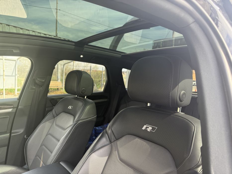 Vw touareg R line 2019 black edition in stare impecabila