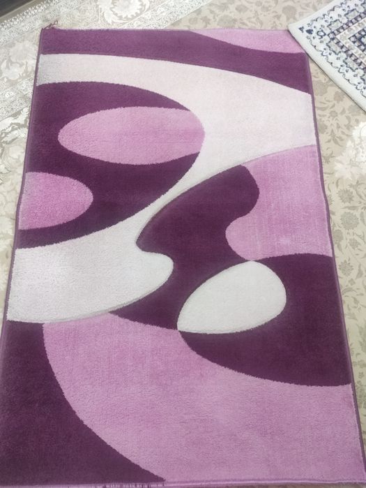 Продам ковры по 7000