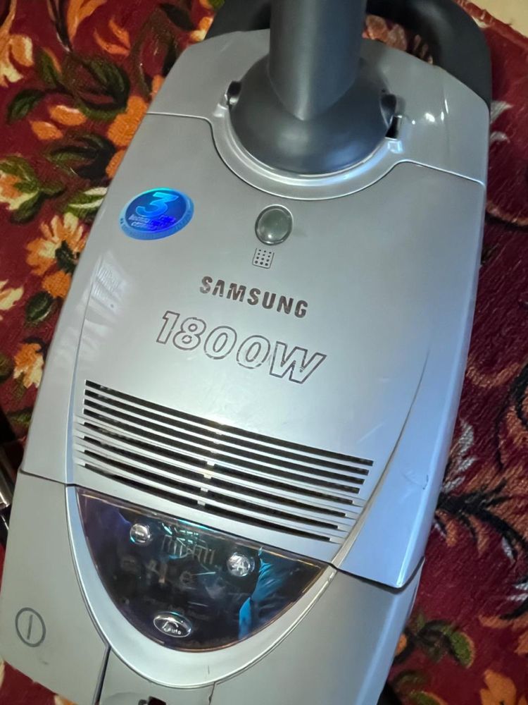Пылесос Samsung, 1800W