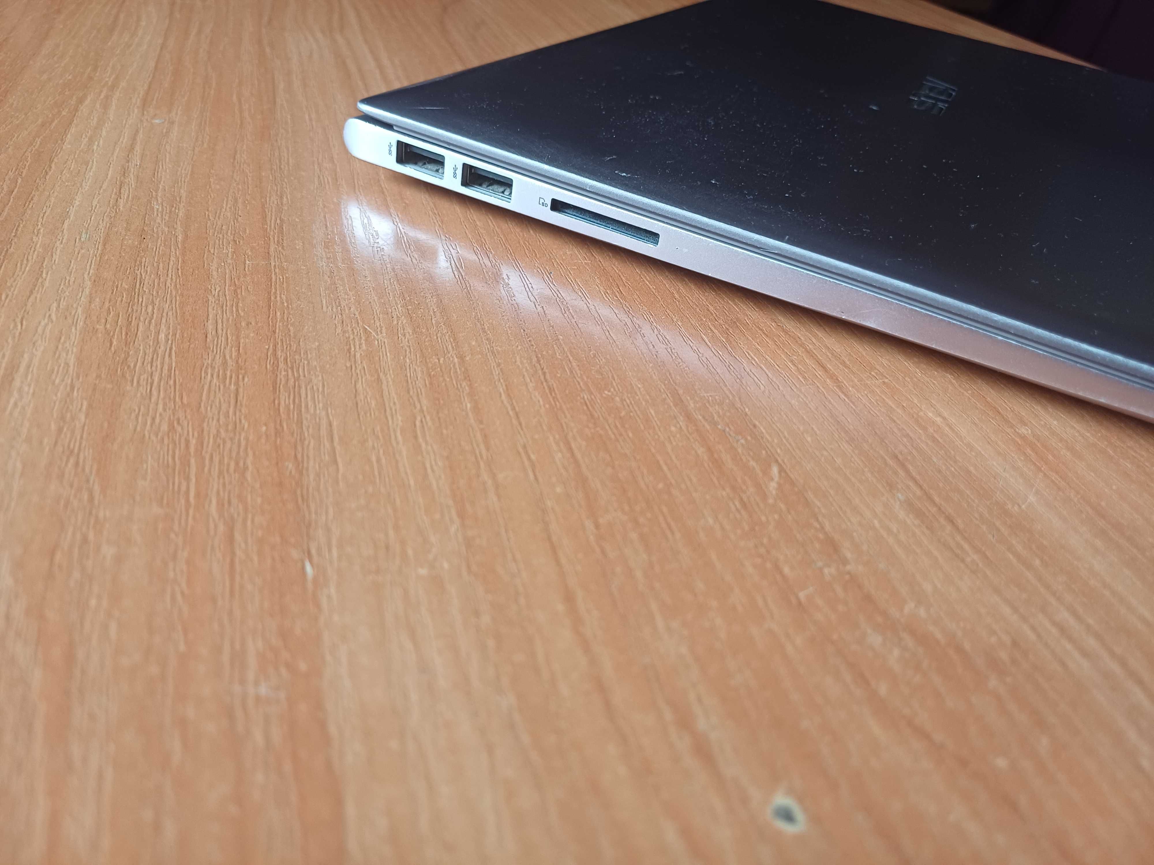 13" FHD IPS ASUS Zenbook Core i7-6500U/12GB RAM/256GB SSD - алуминиев